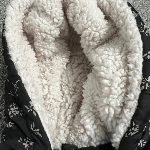 Jessica Simpson Baby Girl Snow Suit size 3-6 months - Picture 3 of 5